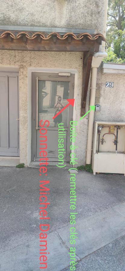 Logement Entier A 15 Mn D'Avignon, 10Mn D'Orange Deux Chambres ロックモール エクステリア 写真